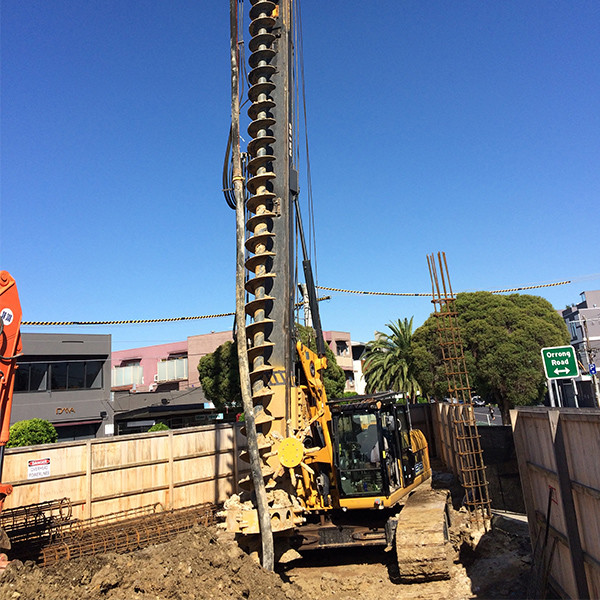 KR125M Drilling Depth 15 m Rotary Piling Rig For Micro Piling / Hydraulic Rotary Drilling Processing 700 mm