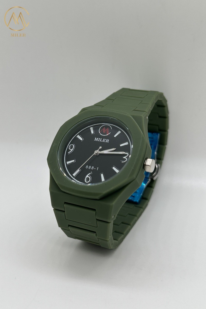 Customizable Unique Cartoon Resin Rubber Design China Quartz Movement Wristwatch
