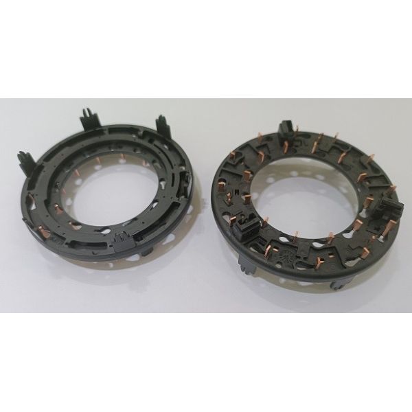 Vertical Rotary Table Injection Molding Machine Used For Car Headlight Bulb Holders