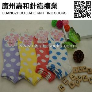 China Fashion Jacquard Weave Polka-dots Cotton Girls Socks on sale
