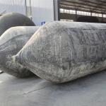 Heavy Lifting Airbags , Pneumatic Inflatable Rubber Airbag Ship Launching