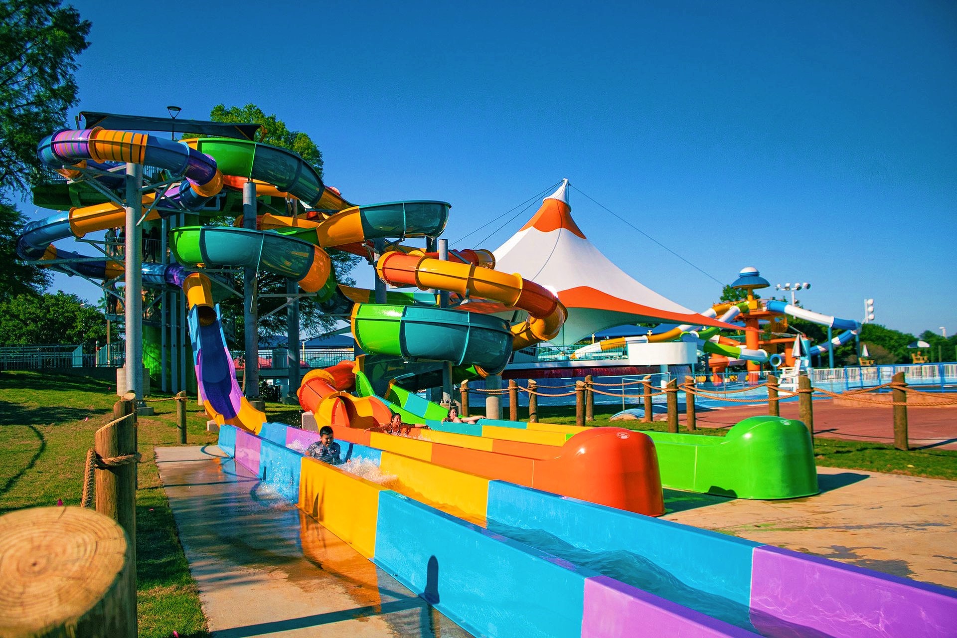 OEM Commercial Garden Play Center Water Games Fiberglass Slide For Children