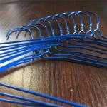 Blue Notched Laundry Wire Hanger Water Resistant Environmental Protection
