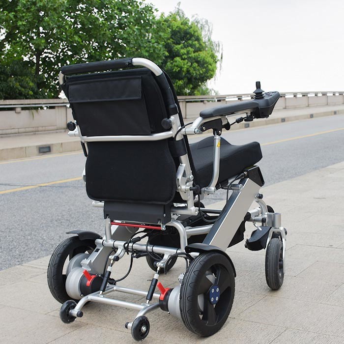 ISO13485 6 Km/H Multifunction Foldable Electric Wheelchair