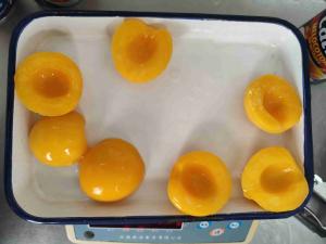 Wholesale Convenient Yellow Peaches in Can with 1800g Drained Weight from china suppliers
