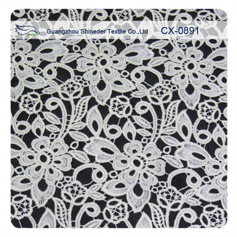 Ivory Reapted Floral Embroidered Lingerie Lace Fabric , Eco Friendly Dyeing