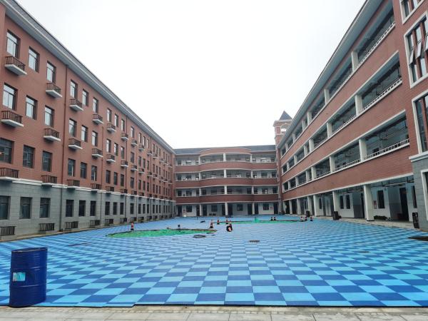 Coloful UV Resistant Rubber Flooring Outddor For Community / Housing Estate /