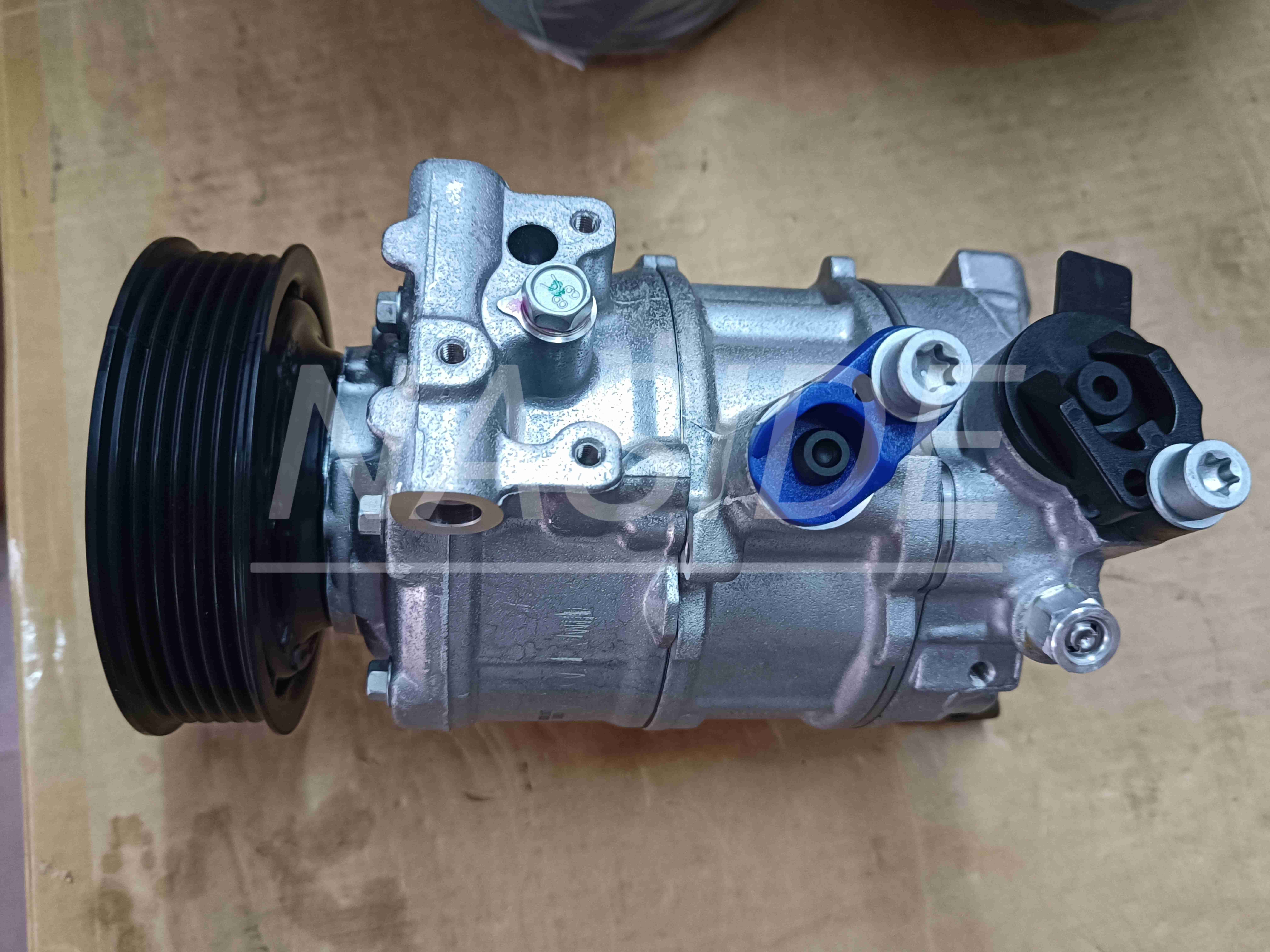 Auto AC Conditioning Compressor For Audi Volkswagen 4M0820803 8T0260805E 8T0260805N 6SEU14C