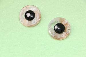 Wholesale Seashell Decorative Clothing Buttons 34l Round Shape Enviormental Friendly from china suppliers