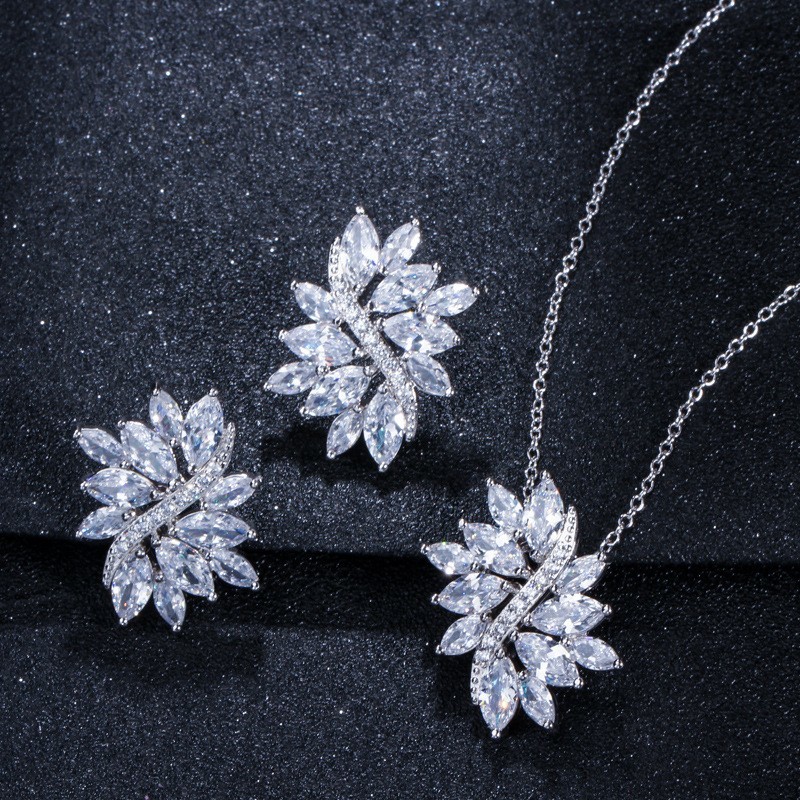 Silver Color Necklace Chains English Letter Alphabet Neck Pendants Women CZ Necklace Party Jewelry