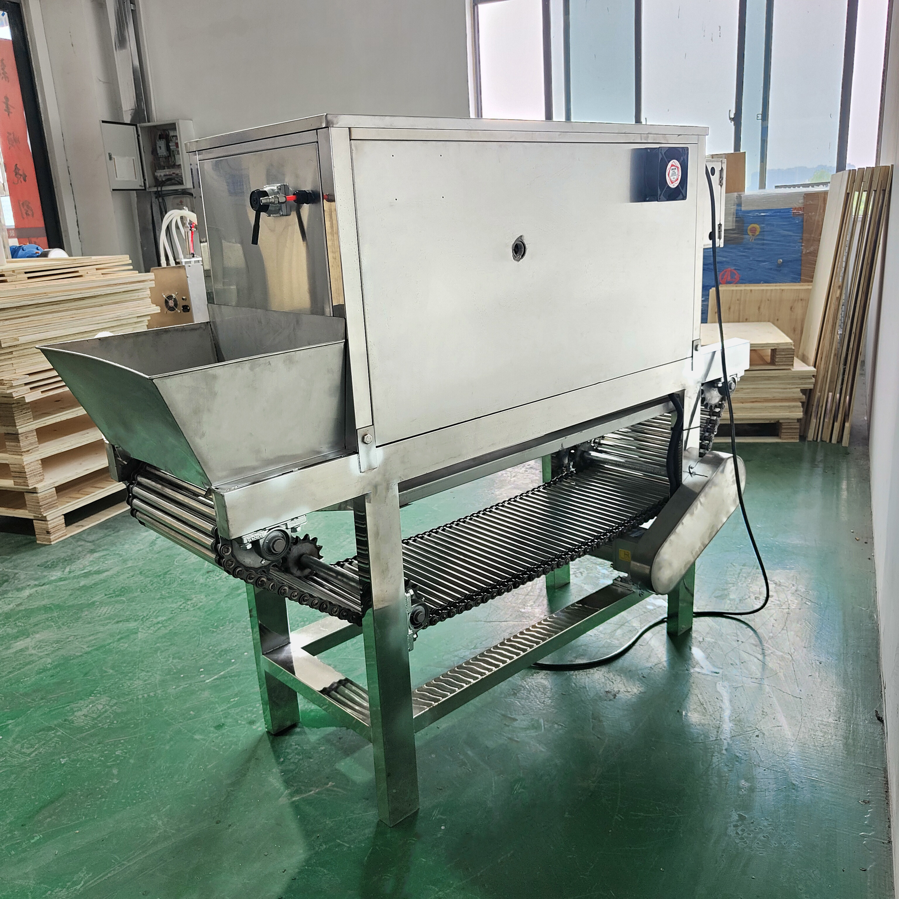 150kg/H-5000 Kg/H Onion Peeler Automatic Chain Type Garlic Peeling Machine Onion Peeling Machine