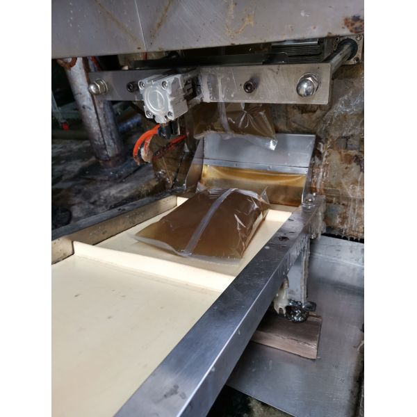 Hot Jelly Glue / Hot Melt Glue Working For Fully Automatic Gluing Machine