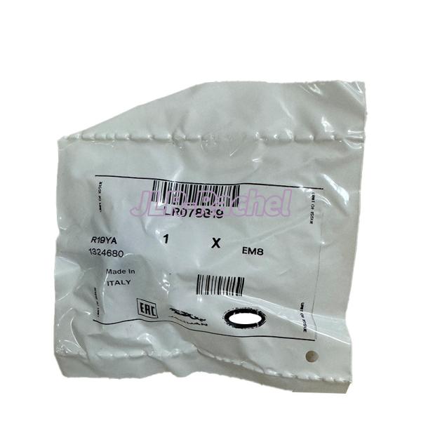 32 PCS LR078819 AJ811473 LR010753 LR038164 Valve Stem Seals for Land Rover 5.0L