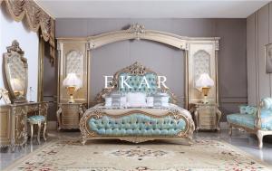 Wholesale Carved King Size Royal Luxury Design Wooden Bed from china suppliers