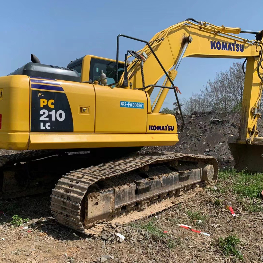 21TON Used Komatsu PC200/210/220 Crawler Excavator with Excellent Performance