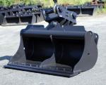 2400mm Width Hydraulic Tilt Bucket Black Water Carry Big Volume