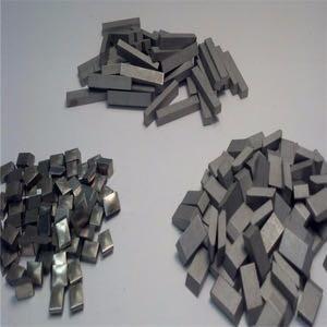 Quality Wood Metal Cutting Tungsten Carbide Saw Tips Power Tool Parts Customized Size for sale