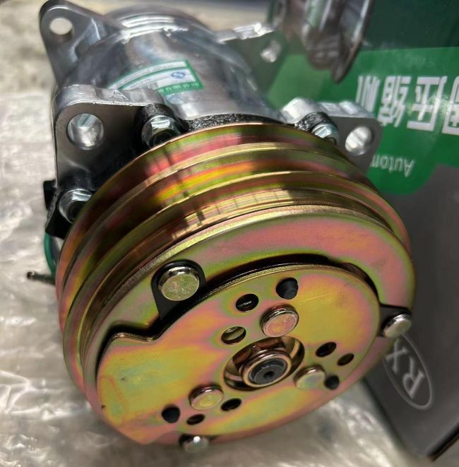 Air Conditioner Compressor DZ13241845013 SHACMAN Truck Parts Shacman Delong M3000 H3000 X3000 F3000 F2000 X9 L3000