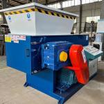 500-800kg/h Energy Saving Single Shaft Shredder for Shredding of Large Solid