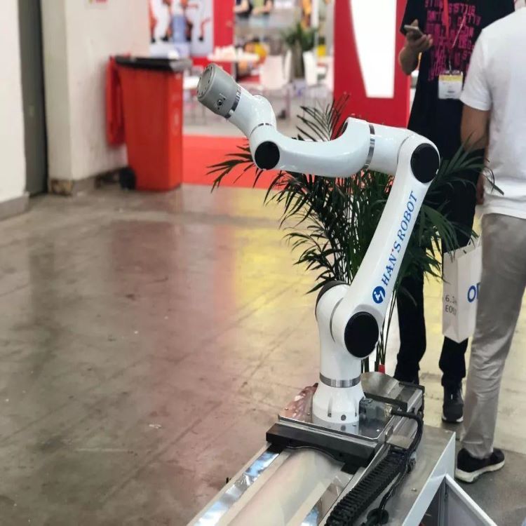 Collaborative Robot Arm 6 Axis Of Elfin E03 With TCP/IP Modbus Vacuum Grip For Pick And Place Robot