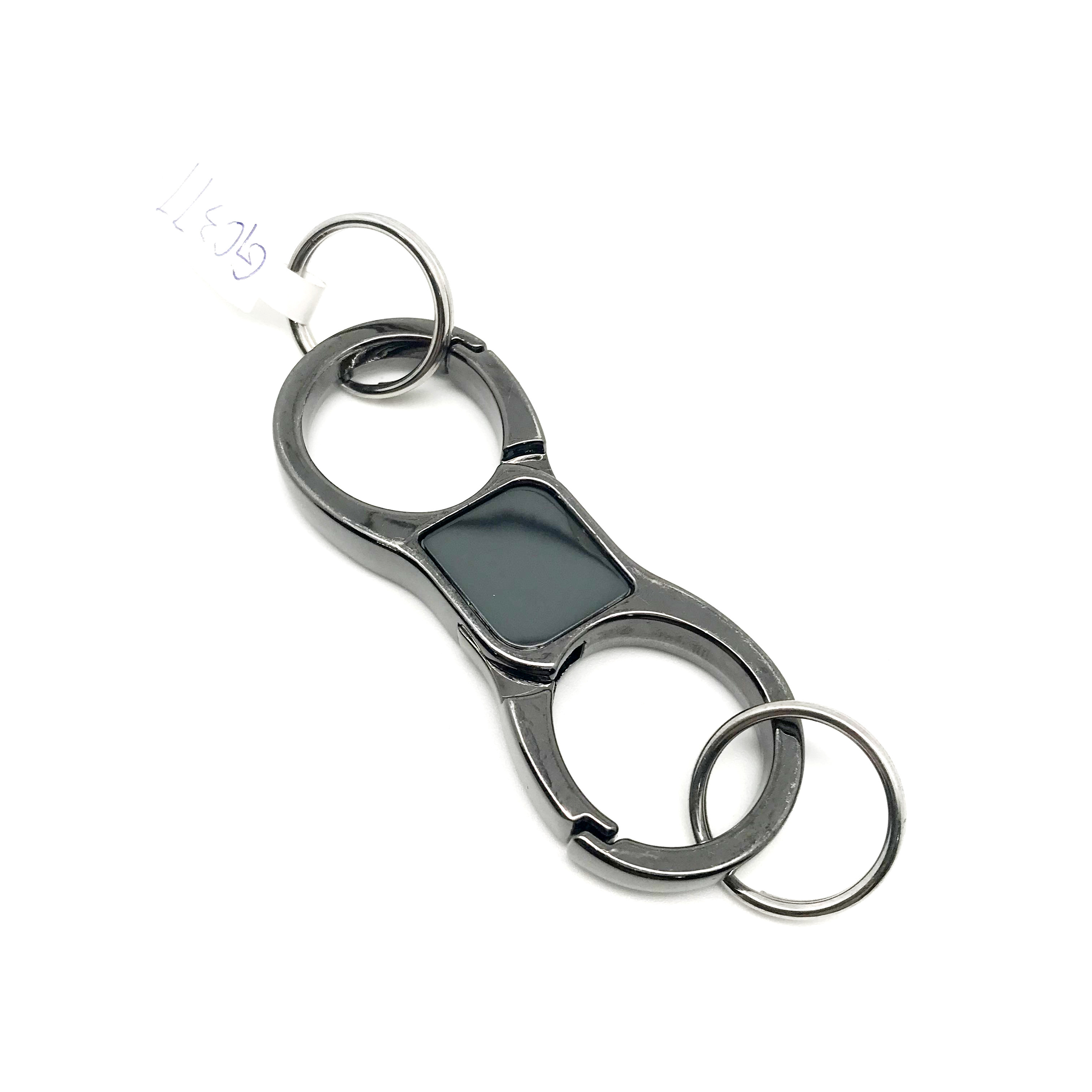 Zinc Alloy Metal Keychain Holder for Durable Payment Term TT and Customized Design