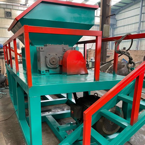 Twin Shaft Hob Shredder for Recycling Old Leather Waste Clothes at Latest