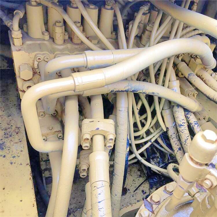 36 Ton Used Caterpillar Cat 336DL Excavator in Shanghai with Original Hydraulic Valve