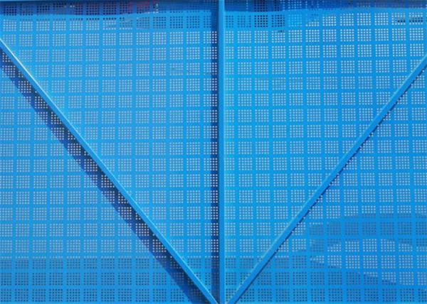 Protective High Rise Safety Screens Lightweight Self Climbing Scaffold System
