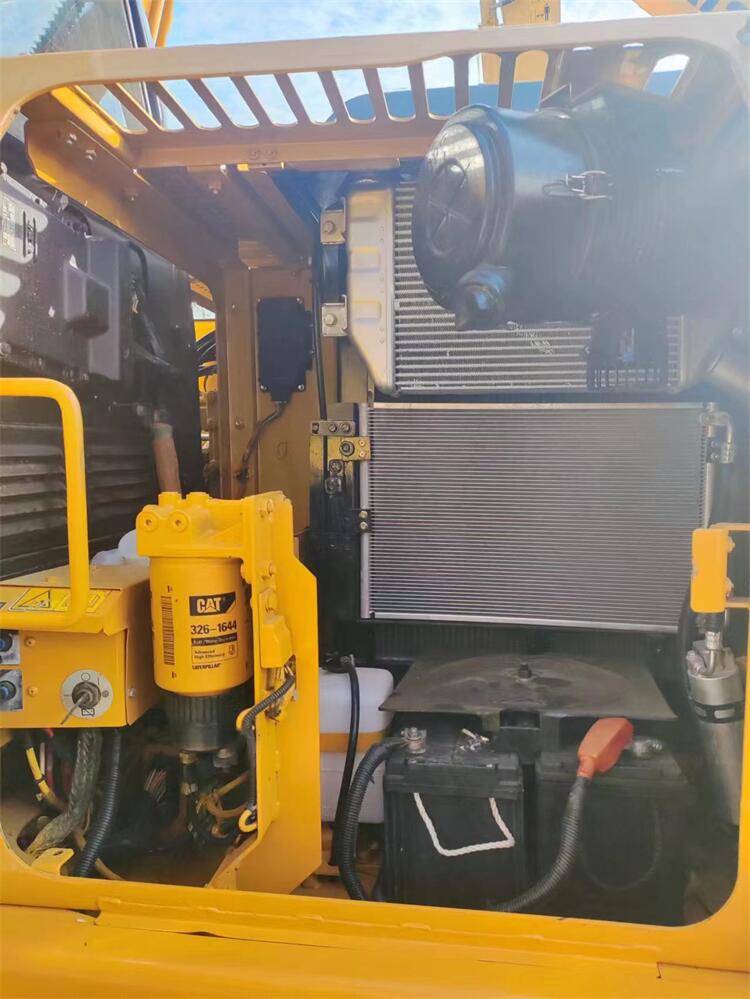 Used Cat 312 Crawler Excavator from Japan with ORIGINAL Hydraulic Cylinder in Shanghai