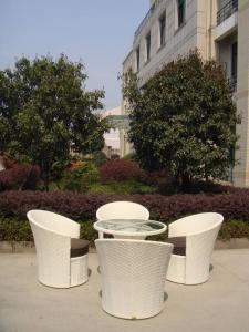 Wholesale 5pcs=4pcs chair+1pcs table from china suppliers