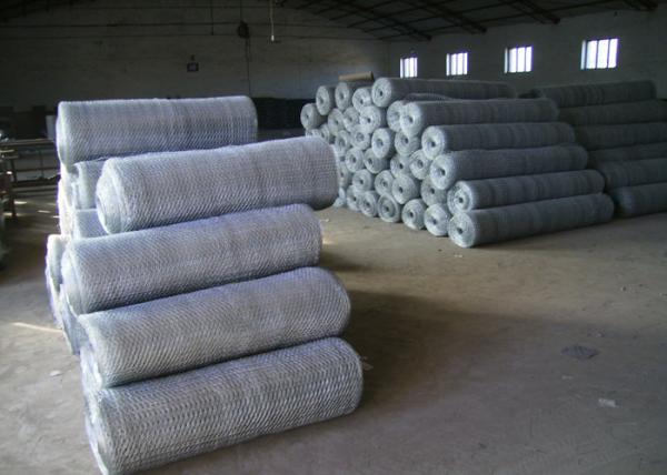 Quality 5/8"	16mm BWG27 hot dipped galvanized Hex Wire Netting for sale
