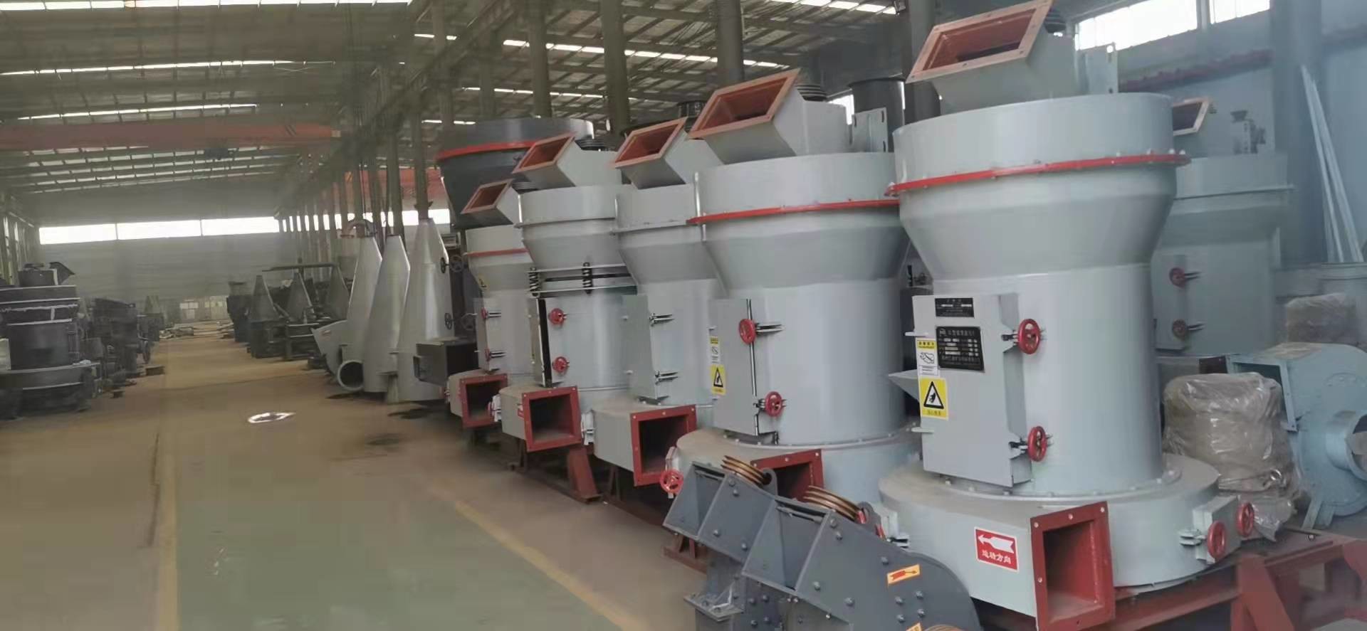 200 Mesh Raymond Mill Machine Limestone Powder Making Machine 1-5 Ton/H