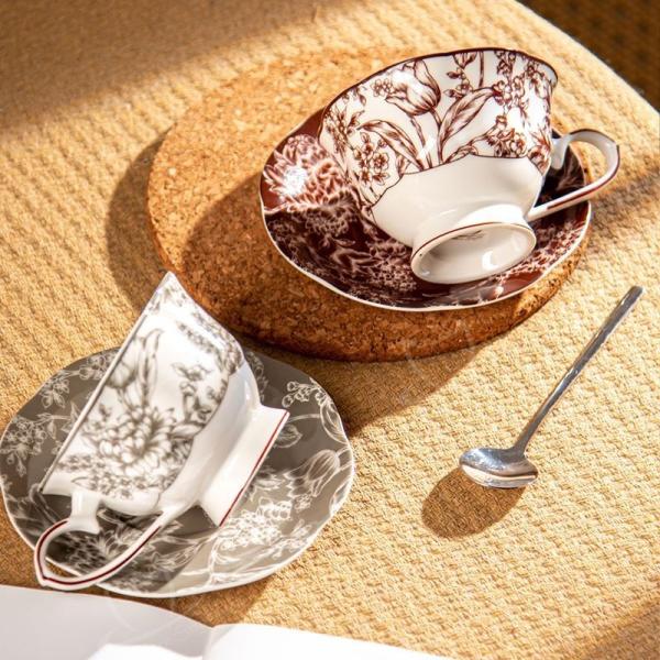 Flower Design Ceramic Valentine Gift Set For Girls 200 Ml Cup And Saucer With
