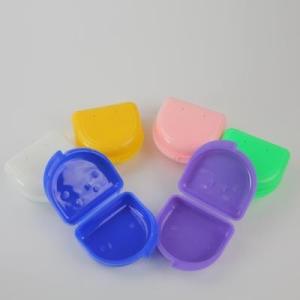 Wholesale Disposable Orthodontic Teeth Retainer Case With Holes from china suppliers
