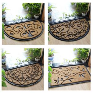 China Half Moon Coir Doormat Natural Fiber Embroidered Pattern Thickness 12mm on sale