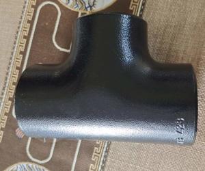 Wholesale Specialized Carbon Steel Reduce Tee for Oil Gas Installations from china suppliers