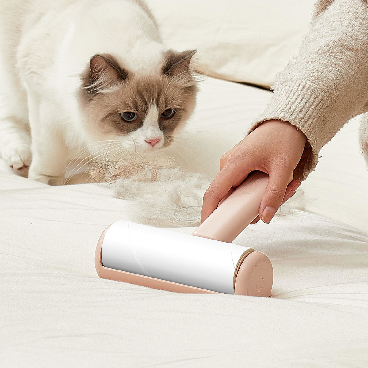 2 In 1 Hair Remover Electrostatic Pet Bed Sheet Cleaning Hair Removal Detachable Roll Paper Hair Brush ﻿Cleaner Lint Roller
