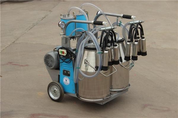 9JYT-8 Twin Buckets and Piston Pump Electric motor-driven mobile cow milking