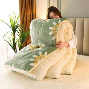 Wholesale Polyester Filling Winter Quilt Thickened Warm Lamb Fleece Quilt for Soft and Cozy Sleep from china suppliers
