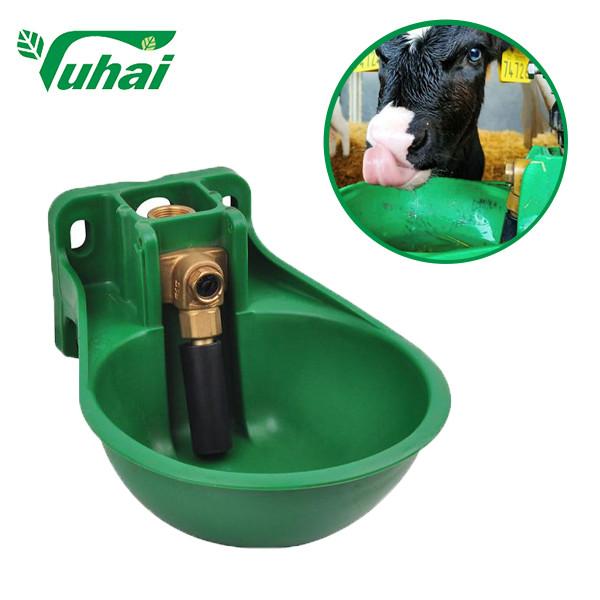 Environmental Protection 2.6l Cast Iron Cattle Water Bowl Drinking Bottle Animal