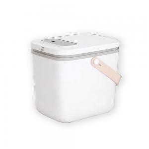 China Electric Powered 13 Liter White Vacuum Airtight Food Container Storage Box for Pets on sale