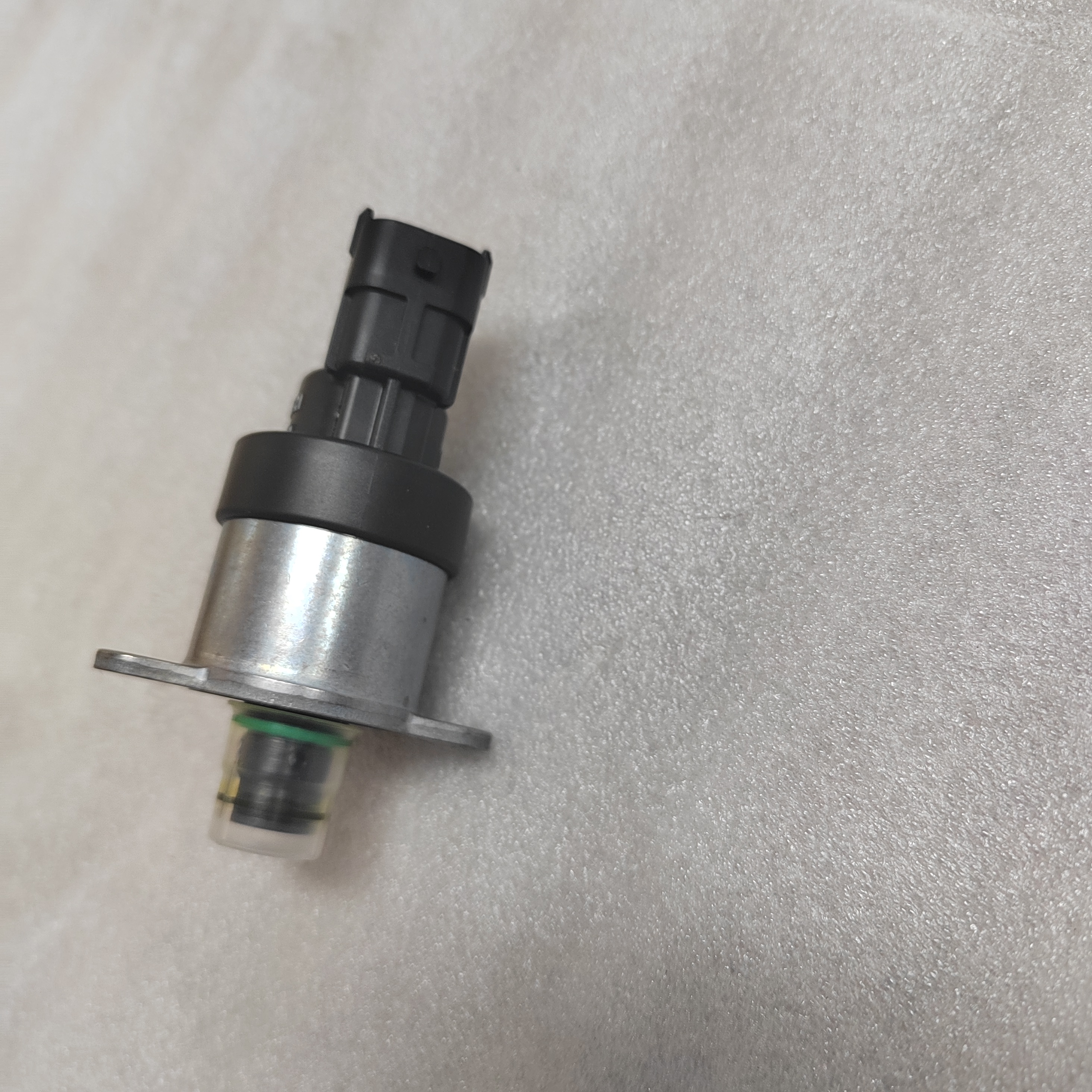 0928400617 Normal Weight Common Rail Fuel Injector Pump Metering Valve for Diesel Fuel