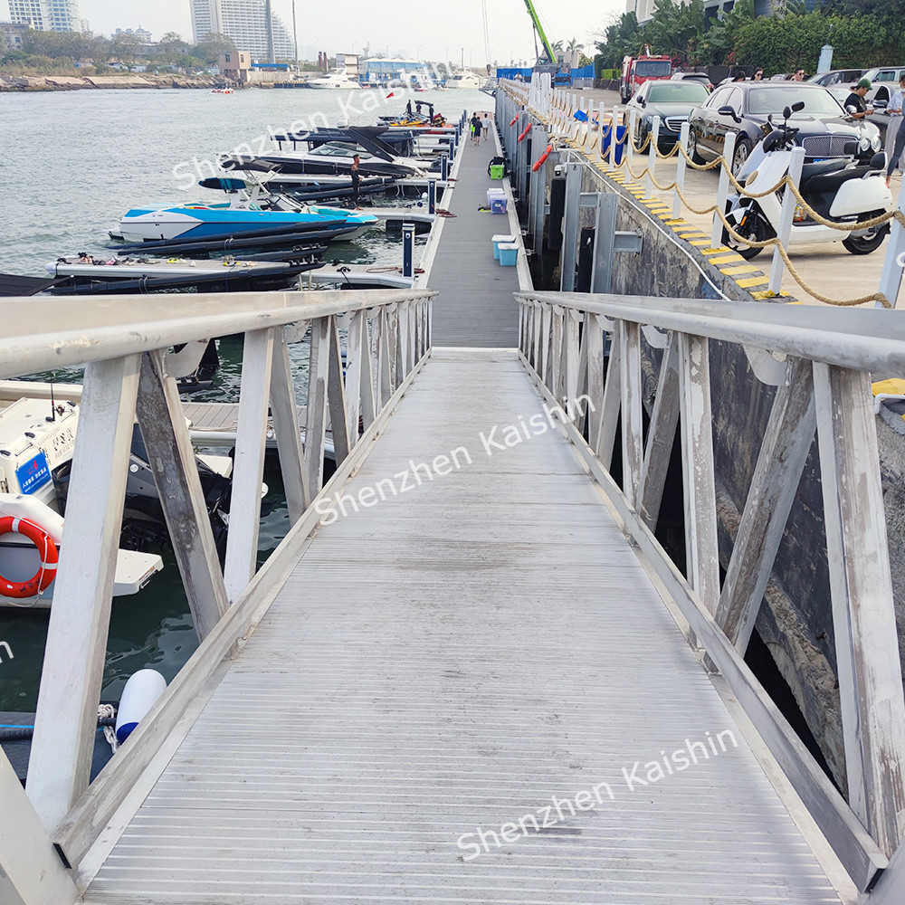 Anti-rust Aluminum Alloy Floating Docks Durable Engineering Pontoon Dock