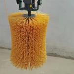 Nylon / Pp Brush Silk Cattle Body Scratching Roller Brush For Farm Animal