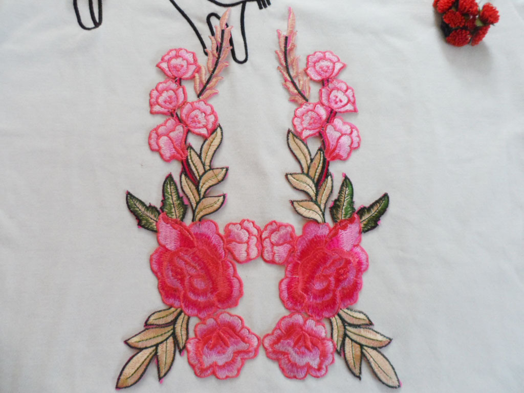Hot Fix Embroidery Lace Applique with Different Color