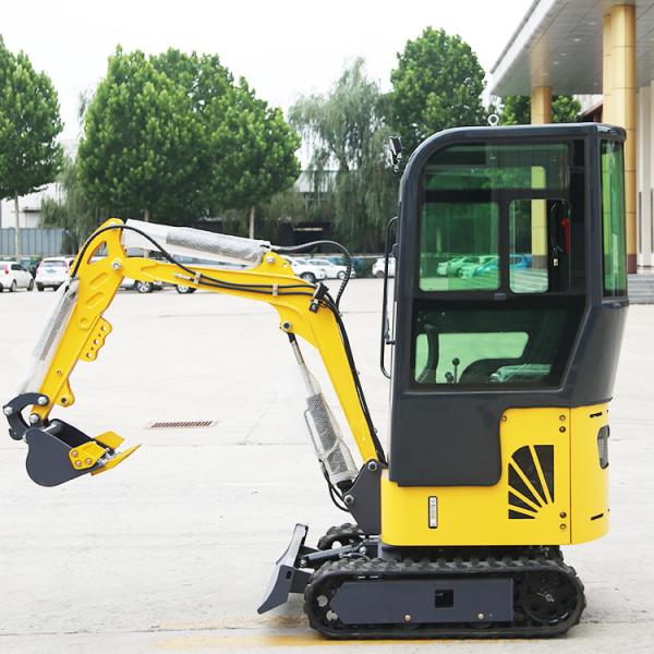 Farmland 1.5t Mini Digger Digging Equipment Garden Crawler Mounted Hydraulic