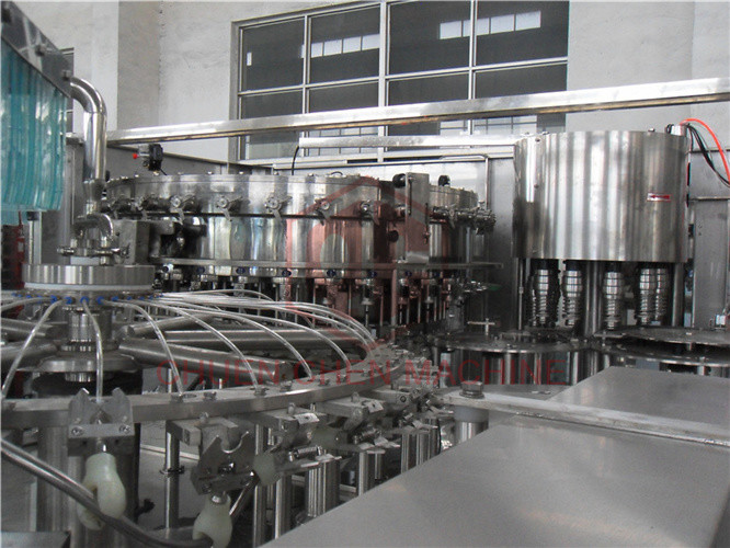 Isobaric Plastic Bottle Carbonated Drink Filling And Capping Machine 10000BPH