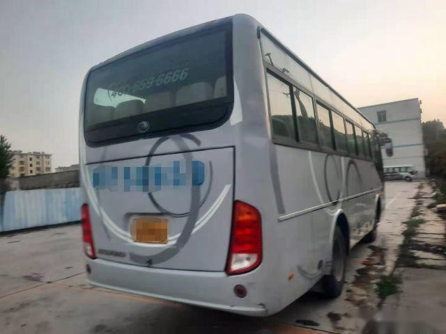Yutong Brand ZK6792D 35 Seats Euro III Front Engine Yuchai 160kw Left Steering Nude Packing