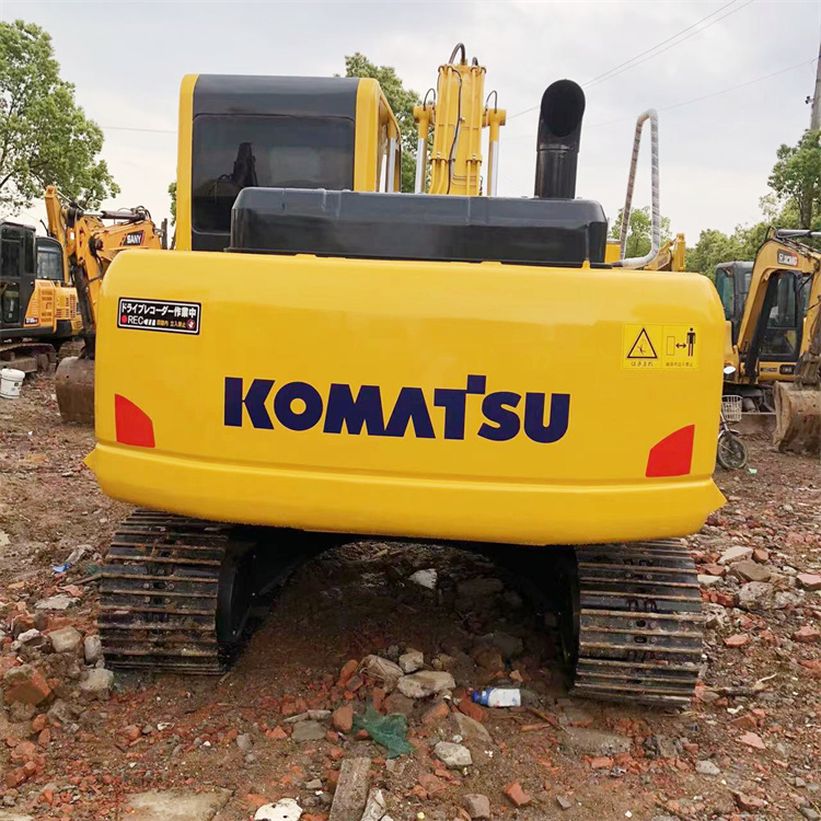 1686 Working Hours Used Komatsu 130 13 Ton Excavator in Good Condition in Shanghai