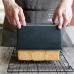 RK Bakeware China-1 lb. Aluminum Loaf Pans/Aluminized Steel Bread Loaf Pan - 8 1